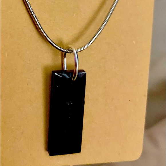 BeachTiff Black Resin Pendant - Picture 1 of 1